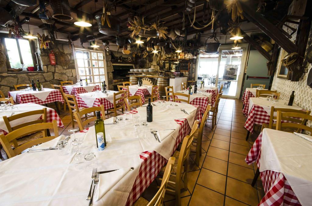 Hotel Tarconte Tarquinia Bagian luar foto