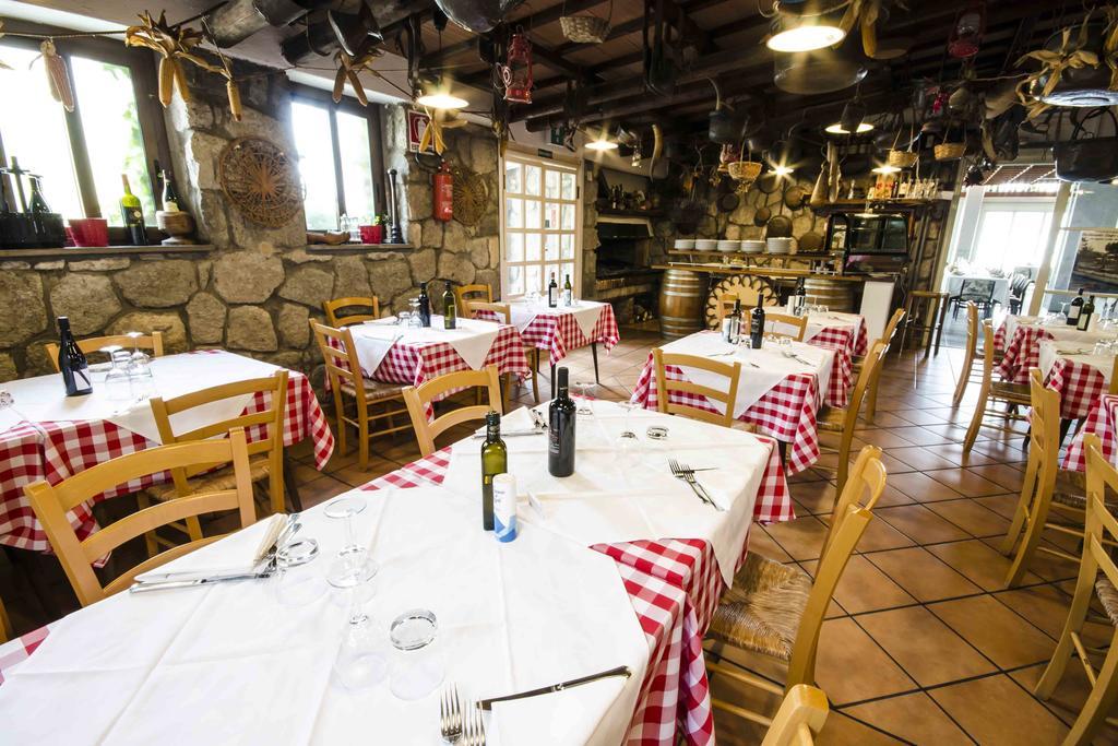 Hotel Tarconte Tarquinia Bagian luar foto