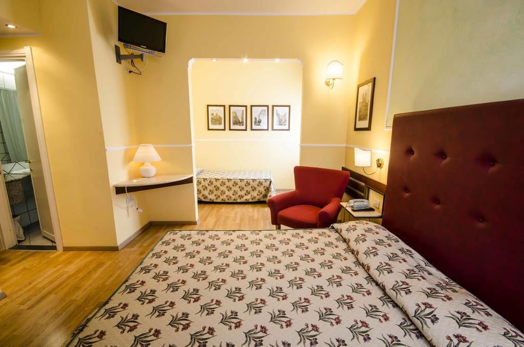 Hotel Tarconte Tarquinia Bagian luar foto