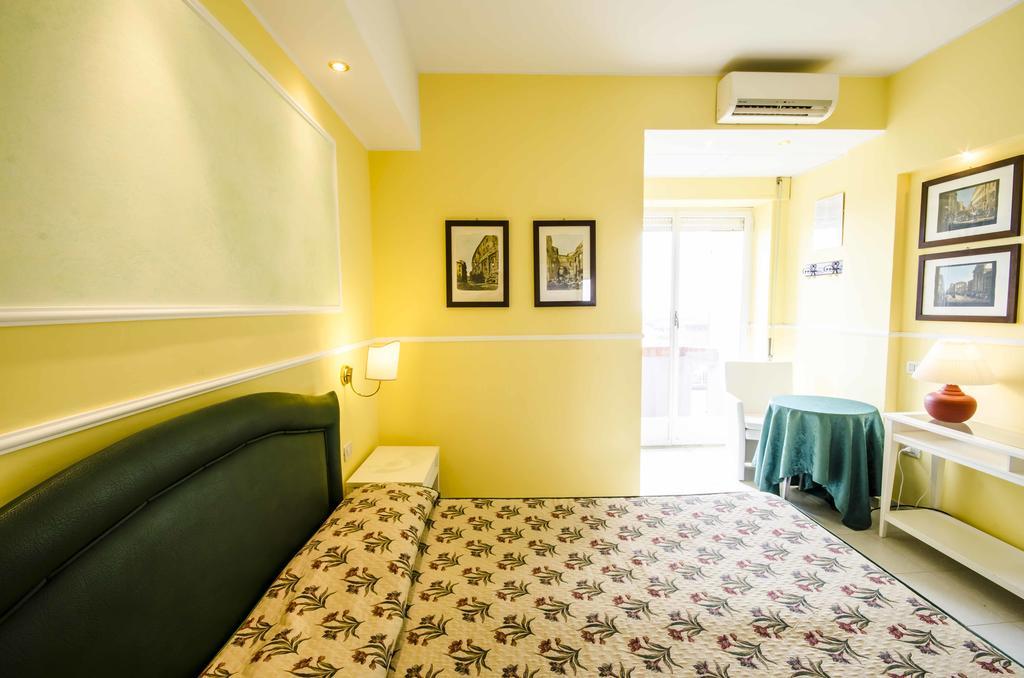 Hotel Tarconte Tarquinia Bagian luar foto